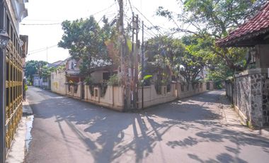 Rumah 8 Kamar Tidur 8 Menit ke Cibubur Junction Dibantu KPR J-45538