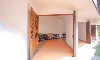 Rumah 8 Kamar Tidur 8 Menit ke Cibubur Junction Dibantu KPR J-45538