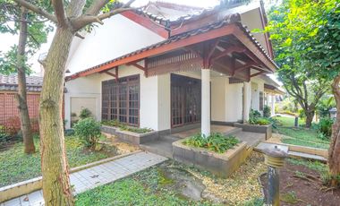 Rumah 8 Kamar Tidur 8 Menit ke Cibubur Junction Dibantu KPR J-45538