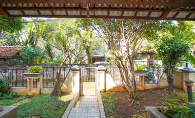 Rumah 8 Kamar Tidur 8 Menit ke Cibubur Junction Dibantu KPR J-45538