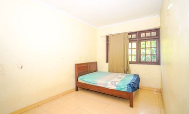 Rumah 8 Kamar Tidur 8 Menit ke Cibubur Junction Dibantu KPR J-45538
