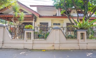 Rumah 8 Kamar Tidur 8 Menit ke Cibubur Junction Dibantu KPR J-45538