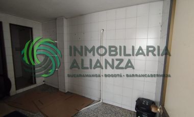 local en arriendo en centro. Cod A17096