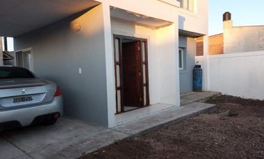 CASA EN VENTA CERCA DEL MAR, BARRIO PLAYA SERENA, MAR DEL PLATA