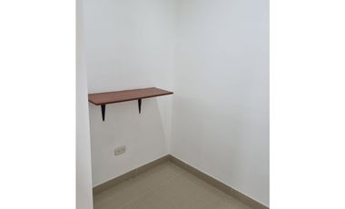 Se vende 2 piso adecuado para oficinas en el centro