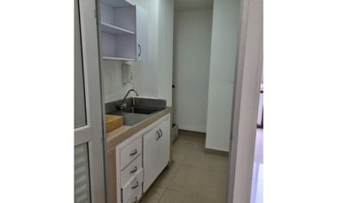 Se vende 2 piso adecuado para oficinas en el centro