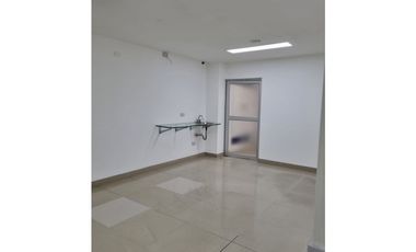 Se vende 2 piso adecuado para oficinas en el centro