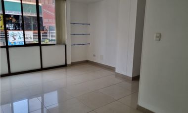 Se vende 2 piso adecuado para oficinas en el centro