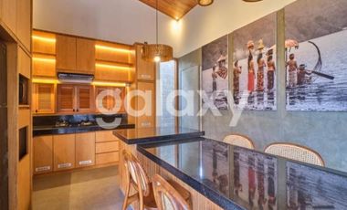 VILLA NEW TROPICAL MODERN MINIMALIS DI LODTUNDUH UBUD GIANYAR, BALI
