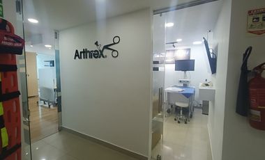 oficina en arriendo en santa barbara alta-usaquén. Cod A52041