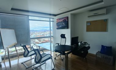oficina en arriendo en santa barbara alta-usaquén. Cod A52041