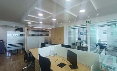 oficina en arriendo en santa barbara alta-usaquén. Cod A52041