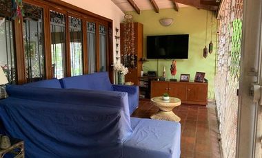 CASA ESTILO CAMPESTRE EN CONJUNTO CERRADO