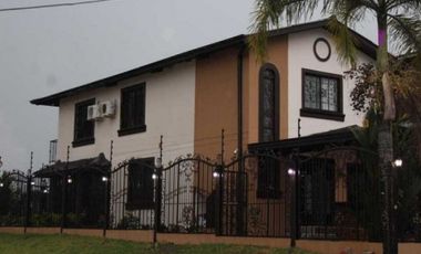 VENDO CASA EN LA CHORRERA VALLE DORADO 3R