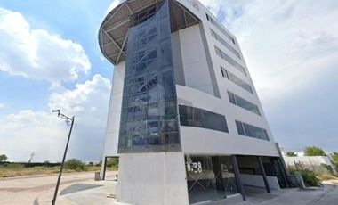 Oficina corporativa en venta y renta en Milenio 3a. Sección, Querétaro.