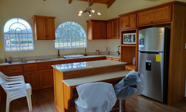 Casa de Venta en Cotacachi de Oportunidad