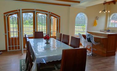 Casa de Venta en Cotacachi de Oportunidad