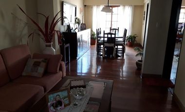 EXPECTACULAR CHALET 5 AMB.