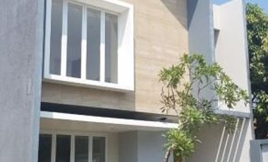DIJUAL TOWNHOUSE CANTIK MURAH DI BINTARO, JOMBANG TANGERANG SELATAN