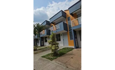 SE VENDE CASA EN CONJUNTO CERRADO EN VILLA VERDE