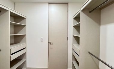 apartamento en arriendo en cumbres. Cod A9310560