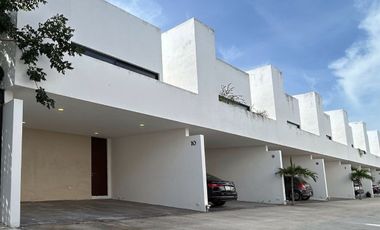 Townhouse en renta, Temozón Nortemerida, equipada amueblada