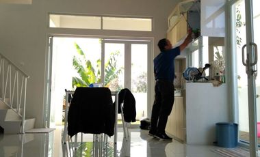 RUMAH 2 LANTAI DI CIMAHI 18 MENIT KE KAMPUS UNJANI FREE BIAYA KPR.