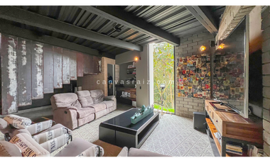 Venta de Casa Campestre Atemporal Alto del Escobero