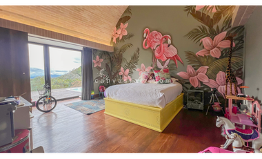 Venta de Casa Campestre Atemporal Alto del Escobero
