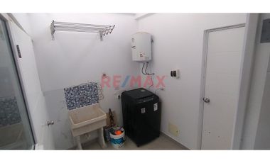 Venta Casa Cerro Azul Laguna Beach, 4 Dorms, 5 Baños, 2 Est, Piscina, Km 128 Sur