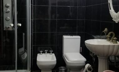 Divino PH retro de 4 amb con patio