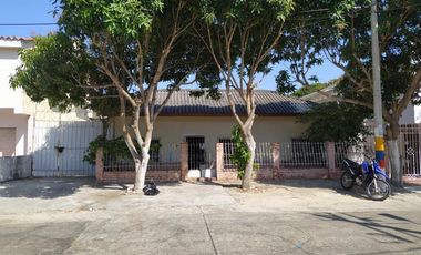 casalote en venta en el carmen. Cod V102377