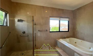 Se Vende Casa en Costa del Este