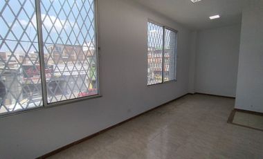 oficina en arriendo en san nicolas. Cod A2626373