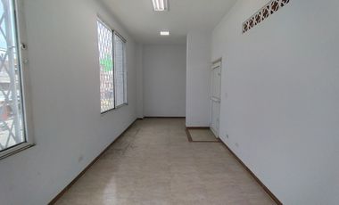 oficina en arriendo en san nicolas. Cod A2626373