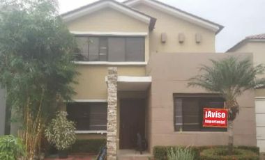 VENTA DE CASA EN CIUDAD CELESTE