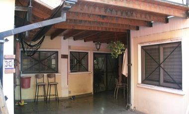 Excelente chalet en Lanus Este