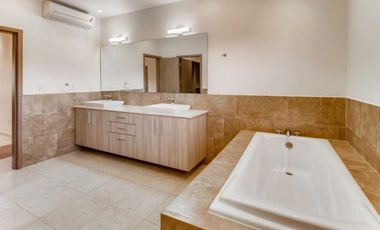 CASA EN COSTA DEL ESTE  CON PISCINA 4 RECAMARAS MODERNA  LAS PERLAS