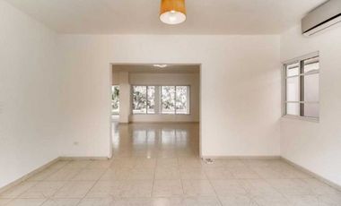 CASA EN COSTA DEL ESTE  CON PISCINA 4 RECAMARAS MODERNA  LAS PERLAS