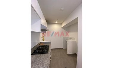 ‼️  Vive A Un Pasito De San Isidro  ‼️