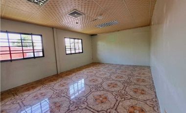 VENDO LOCAL DE 2 NIVELES PASO CANOAS