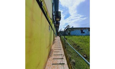 VENDO LOCAL DE 2 NIVELES PASO CANOAS