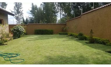 casa en venta en rio amarillo sayausi san sebastian de lujo con area verde