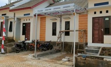 RUMAH MINILAIS TYPE 30