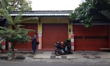 DIJUAL RUMAH USAHA KOTA LAMONGAN
