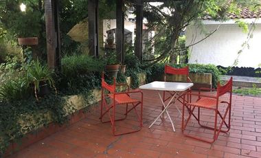 Casa en Cauntry  Champagnat Pilar
