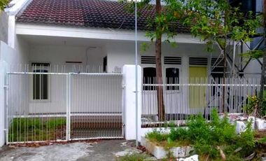 Rumah disewakan di RW 11, Mulyorejo, Mulyorejo, Surabaya, Jawa Timur