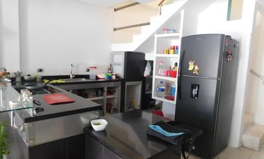 casa en venta en ciudad jardin. Cod V86334