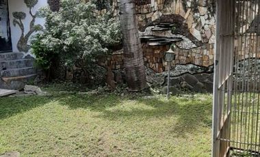 xyiwr.Rumah Jl Jemursari Siap Huni Hadap Utara Listrik 2200