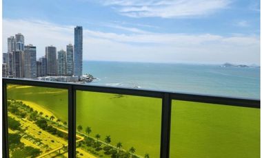 APARTAMENTO CON VISTA A LA CIUDAD EN AVENIDA BALBOA PH YOO PISO ALTO